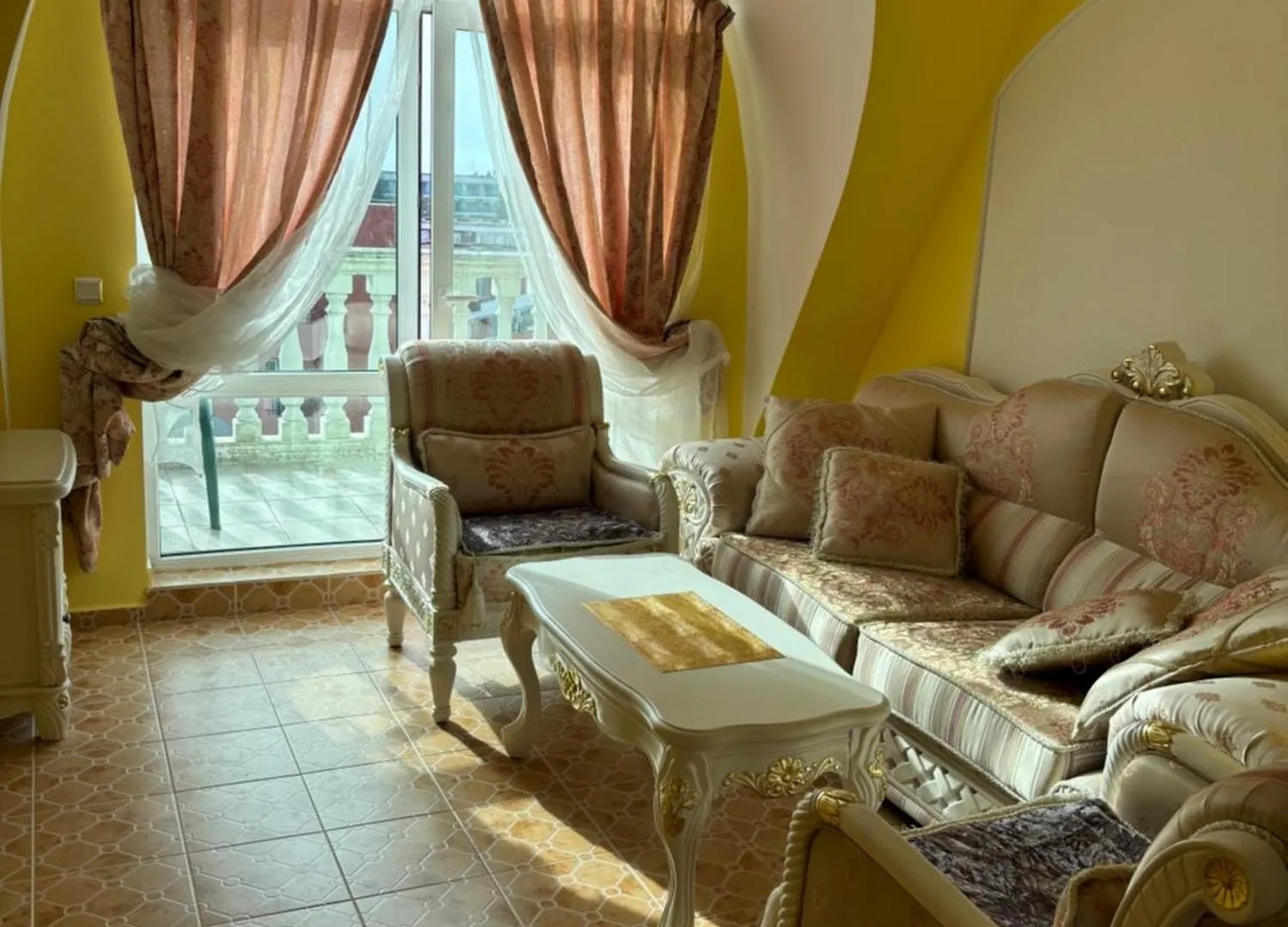 Amore Apart Apartments بورغاس